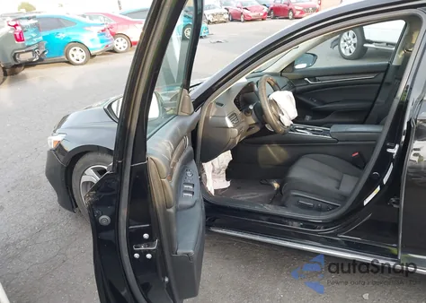 2018 Honda Accord Ex z USA, uszkodzony, nr VIN 1HGCV1F43JA010131